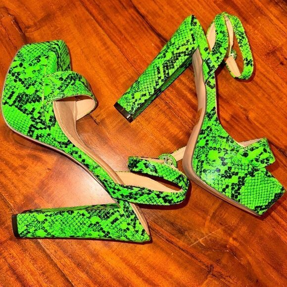 Nordstrom: Lime Green faux Snakeskin Platform Heels NWOT SZ 7 - Picture 2 of 9